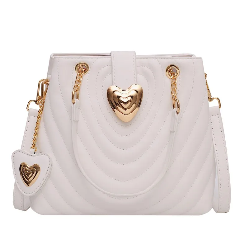 Ladies Metal Love Heart Pattern Chain Shoulder Crossbody Bags High Quality Women Leather Handbags Clutch Evening Bags Louis Bags
Ladies Metal Love Heart Pattern Chain Shoulder Crossbody Bags High Quality Women Leather Handbags Clutch Evening Bags Louis Bags
