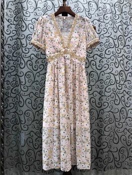 2020 Spring and Summer New Women's V-neck Printed Pattern Decorative Waist Hugging Short Sleeve Long Dress 622
2020 Spring and Summer New Women's V-neck Printed Pattern Decorative Waist Hugging Short Sleeve Long Dress 622