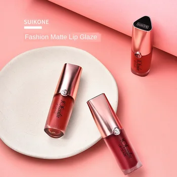 Lip Glaze Star with The Same Lipstick Lip Gloss Is Not Easy To Fade and Waterproof
Lip Glaze Star with The Same Lipstick Lip Gloss Is Not Easy To Fade and Waterproof