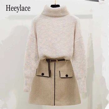 Turtleneck Pullover Sweater and Woolen Skirt 2 Piece Set Fall Winter New Knitted Jumper Tops and Button A-line Mini Skirt Suits
Turtleneck Pullover Sweater and Woolen Skirt 2 Piece Set Fall Winter New Knitted Jumper Tops and Button A-line Mini Skirt Suits