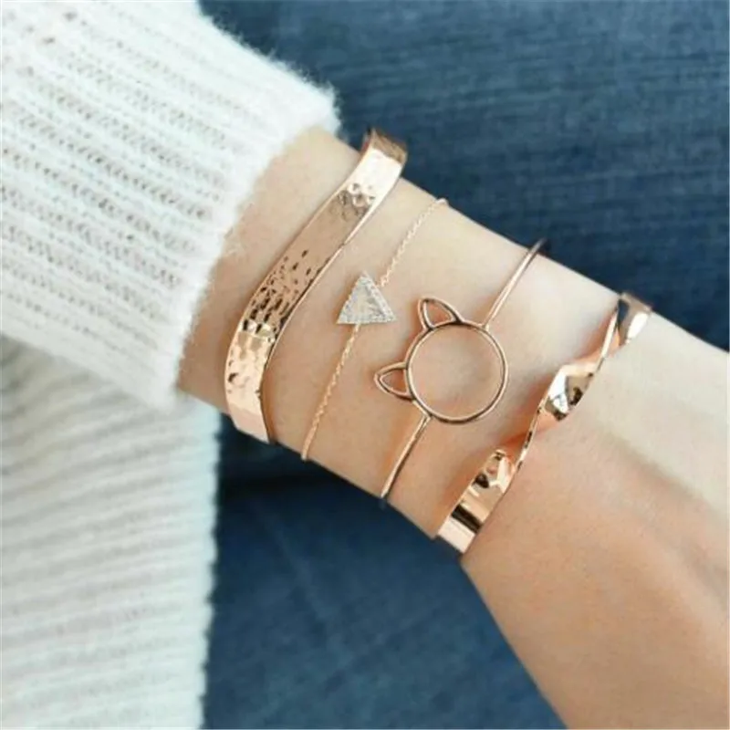 WKOUD 4Pcs Trendy Cat Ear Women's Bangle Triangle Crystal Charm Bracelet Set for Women Wave Chain Bracelet Jewelry for Gift
WKOUD 4Pcs Trendy Cat Ear Women's Bangle Triangle Crystal Charm Bracelet Set for Women Wave Chain Bracelet Jewelry for Gift