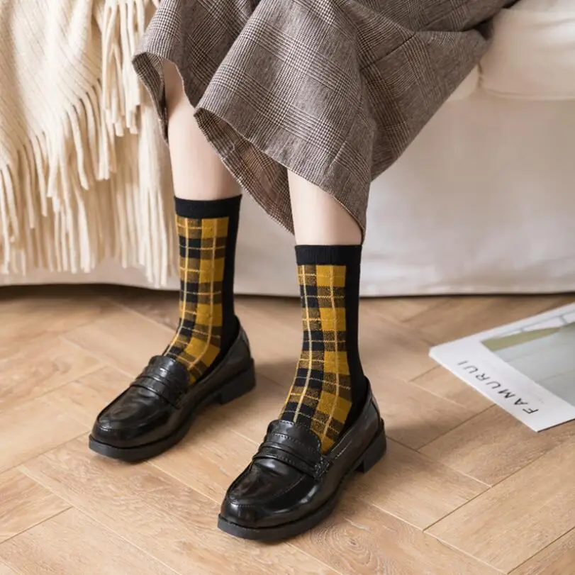 Women Solid Plaid Cotton Socks Girls Black Base Checks Ankle Socks Mustard Plaid Socks Black White Plaid Socks 6 pairs/lot
Women Solid Plaid Cotton Socks Girls Black Base Checks Ankle Socks Mustard Plaid Socks Black White Plaid Socks 6 pairs/lot