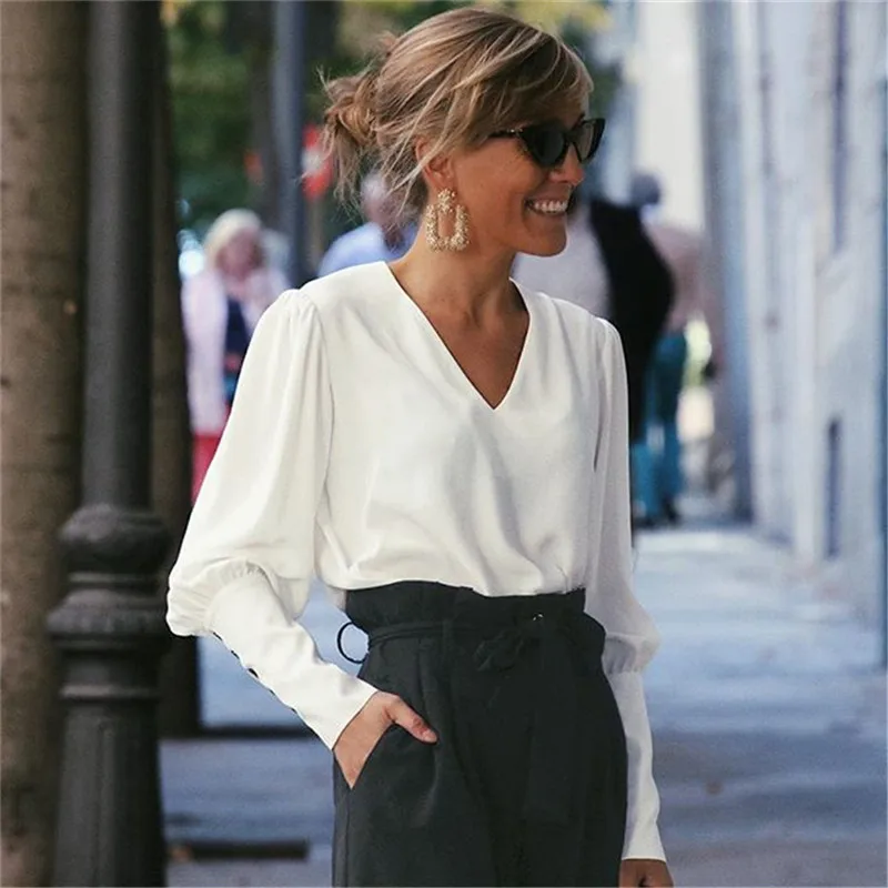 Autumn Fashion Back Button Up Shirt Vintage Blouse Women White Lady Long Sleeves Female Loose Street Shirts V-neck Office Tops
Autumn Fashion Back Button Up Shirt Vintage Blouse Women White Lady Long Sleeves Female Loose Street Shirts V-neck Office Tops