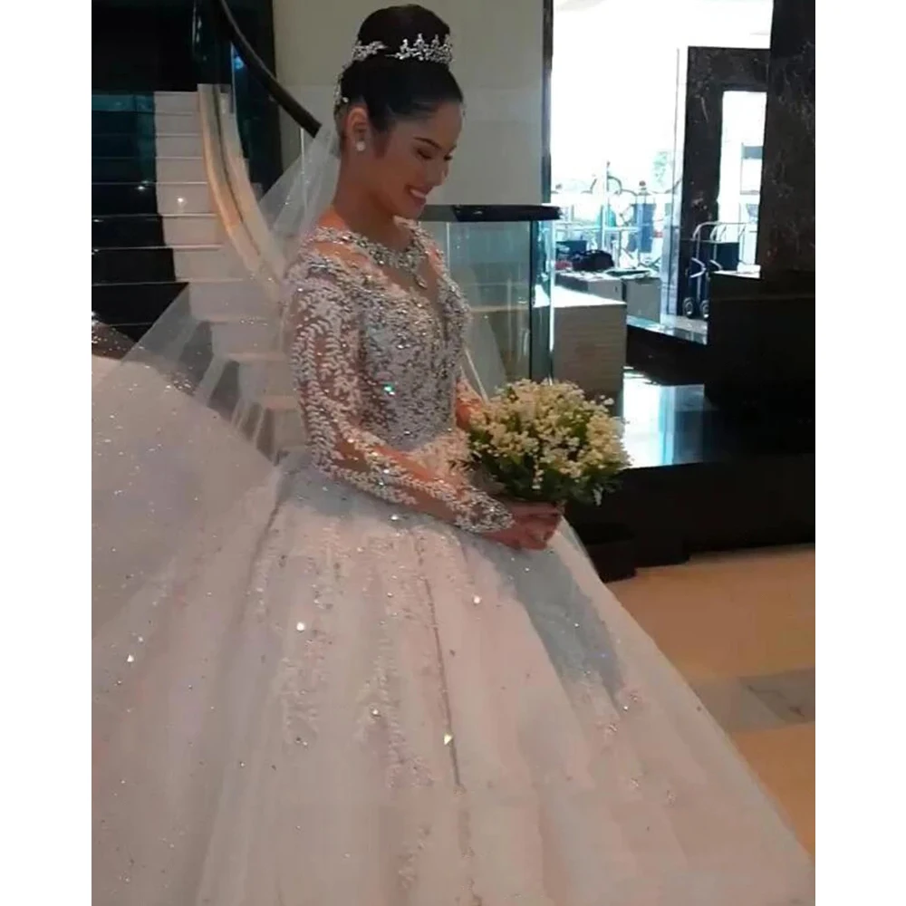 Фото Женское свадебное платье It's yiiya белое кружевное бальное на заказ лето 2021 |