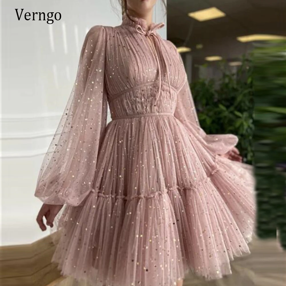 Verngo Pastel Pink Starry Tulle Short Prom Dresses With Long Sleeves High Neck Formal Party Gowns Glitter 2021 Homecoming Dress
Verngo Pastel Pink Starry Tulle Short Prom Dresses With Long Sleeves High Neck Formal Party Gowns Glitter 2021 Homecoming Dress
