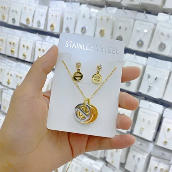 New Female Fashion Crystal Round Necklace Pendant Short Gold Chain Necklace Pendant Necklace Charm Gifts girlfriends Mejore
New Female Fashion Crystal Round Necklace Pendant Short Gold Chain Necklace Pendant Necklace Charm Gifts girlfriends Mejore
