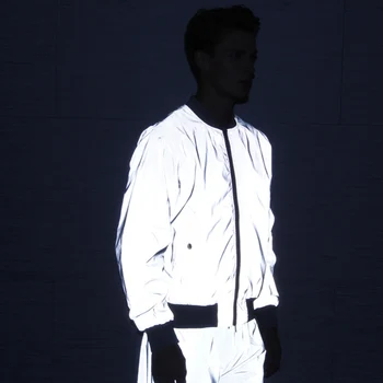 Trendy Reflective Men Bomber Jacket Gray Zipper Orange Lining Patchwork Thin Coat 2020 Spring New Design Chic Streetwear Jackets
Trendy Reflective Men Bomber Jacket Gray Zipper Orange Lining Patchwork Thin Coat 2020 Spring New Design Chic Streetwear Jackets