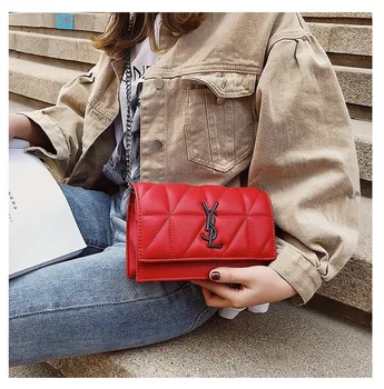 2020 new European and American fashion PU leather ladies small square bag simple car stitch chain small square bag
2020 new European and American fashion PU leather ladies small square bag simple car stitch chain small square bag