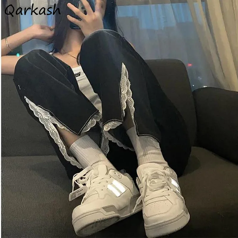 Jeans Women Lace Spliced Sweet Girlish Split Vintage Retro Version Lovely Streetwear Club Korean Style Full-length Trousers Chic
Jeans Women Lace Spliced Sweet Girlish Split Vintage Retro Version Lovely Streetwear Club Korean Style Full-length Trousers Chic