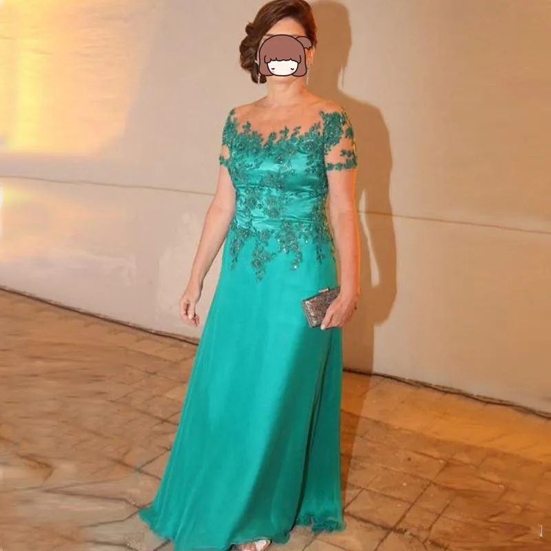 2019 Sheer Neck Plus Size Mother of The Bride Dresses A-line Short Sleeve Appliques Evening Dress vestido de noiva Moth
2019 Sheer Neck Plus Size Mother of The Bride Dresses A-line Short Sleeve Appliques Evening Dress vestido de noiva Moth