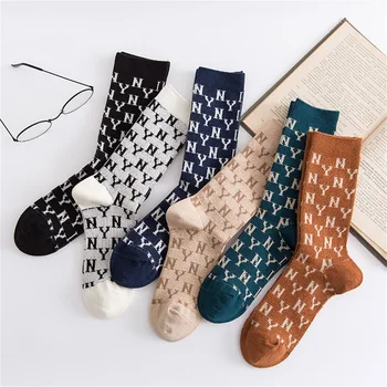 DeRuiLaDy 2020 Autumn Winter Elastic Women Socks Letter Print Designer Retro Casual Long Socks School Girls Sock Colorful
DeRuiLaDy 2020 Autumn Winter Elastic Women Socks Letter Print Designer Retro Casual Long Socks School Girls Sock Colorful