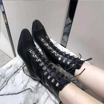 Genuine Leather Shoes Lace up Ankle Boots Women Shoes Winter Zapatos De Mujer Botas de mujer Bottes Femme Christmas Gift
Genuine Leather Shoes Lace up Ankle Boots Women Shoes Winter Zapatos De Mujer Botas de mujer Bottes Femme Christmas Gift