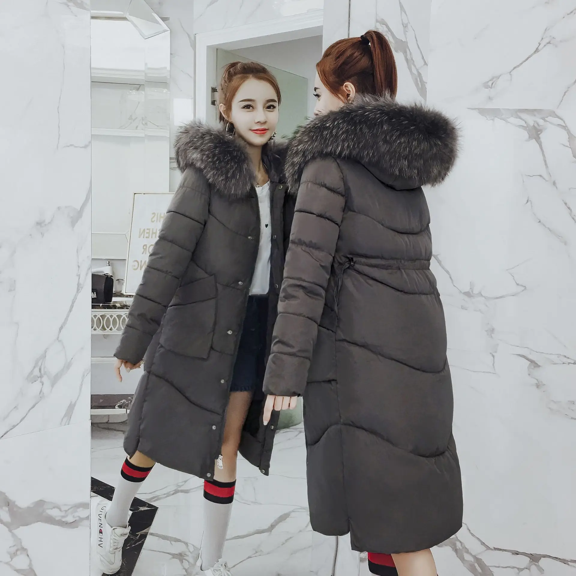 2018 Winter Europe And America Cash Warm Coat Loose Version Fur Collar Hooded Cotton-padded Clothes Cotton Coat Mid-length Women
2018 Winter Europe And America Cash Warm Coat Loose Version Fur Collar Hooded Cotton-padded Clothes Cotton Coat Mid-length Women