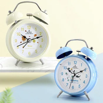 4 inch Alarm Clock Cute Colorful Lacquer Metal Table Clocks with Luminous Function Bedroom Bedside Mute Needle Clock
4 inch Alarm Clock Cute Colorful Lacquer Metal Table Clocks with Luminous Function Bedroom Bedside Mute Needle Clock