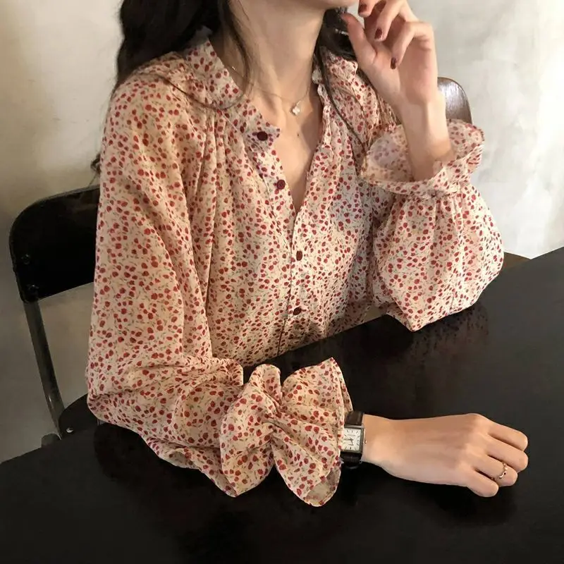 Women's Red Polka Dot Printed Blouses 2021 Spring Autumn Long Butterfly Sleeve Chiffon Tops Female Retro Single-breasted Blusas
Women's Red Polka Dot Printed Blouses 2021 Spring Autumn Long Butterfly Sleeve Chiffon Tops Female Retro Single-breasted Blusas