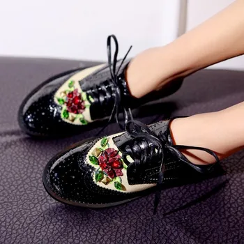 Womens Round Toe Crystal Rhinestones Bling Brogue Lace Up Low Heel Pumps Patent Leather Vintage Wingtip Shoes 3Styles Plus Size
Womens Round Toe Crystal Rhinestones Bling Brogue Lace Up Low Heel Pumps Patent Leather Vintage Wingtip Shoes 3Styles Plus Size