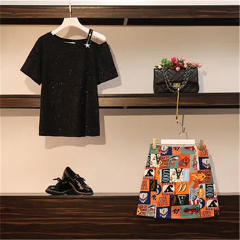 S-4XL Fashion Runway Summer Women Mini Skirt 2 Piece Set Sexy Slash Neck Short Sleeve T-shirt Top&Elastic Waist Mini Skirts Suit
S-4XL Fashion Runway Summer Women Mini Skirt 2 Piece Set Sexy Slash Neck Short Sleeve T-shirt Top&Elastic Waist Mini Skirts Suit