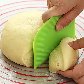 2PCS/Lot Baking Tools Scraper Cream Spatula Dough Knife Plastic Dough Scraper Cream Smooth Cake Spatula Baking Pastry Tools
2PCS/Lot Baking Tools Scraper Cream Spatula Dough Knife Plastic Dough Scraper Cream Smooth Cake Spatula Baking Pastry Tools