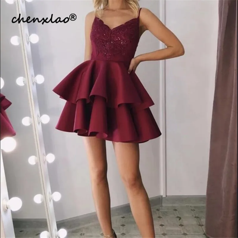 2019 New Listing Homecoming Dress Lace Appliques V Neck Ruffles Homecoming Dresses Spaghetti Straps Short Party Gowns
2019 New Listing Homecoming Dress Lace Appliques V Neck Ruffles Homecoming Dresses Spaghetti Straps Short Party Gowns