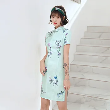 New Chinese Style Women Cheongsam Summer Rayon Daily Dress Printed Flower Vintage Handmade Button Stage Show Qipao Size S-3XL
New Chinese Style Women Cheongsam Summer Rayon Daily Dress Printed Flower Vintage Handmade Button Stage Show Qipao Size S-3XL