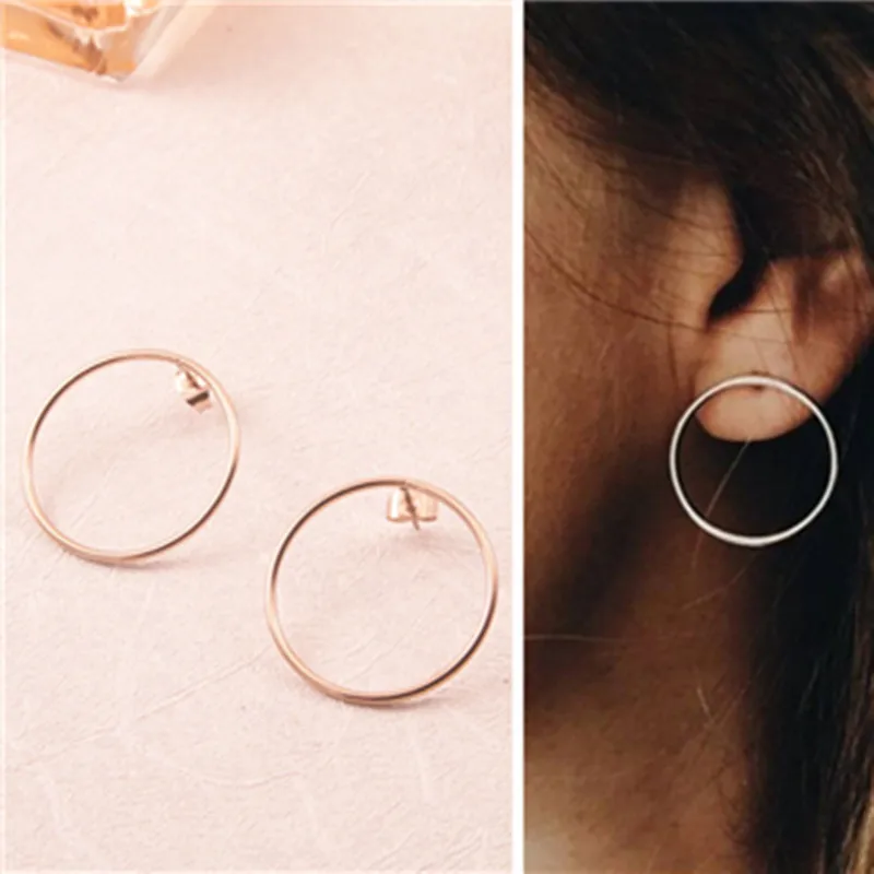 Earrings South Korea Elegant Large Circle Simple Earrings Women's Glorious Exaggeration Ear Stud Titanium Steel Ear Clip Ear Rin
Earrings South Korea Elegant Large Circle Simple Earrings Women's Glorious Exaggeration Ear Stud Titanium Steel Ear Clip Ear Rin