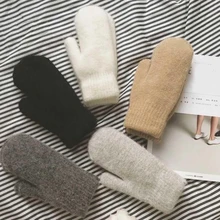 Hot New Women Plus Cashmere Gloves Winter Keep Warm Solid Elasticity Soft Full Fingers Mittens Imitation Rabbit Fur Knitted Cute 
Hot New Women Plus Cashmere Gloves Winter Keep Warm Solid Elasticity Soft Full Fingers Mittens Imitation Rabbit Fur Knitted Cute