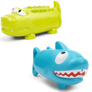 2PCS Shark/Crocodile Water gun Water pistol Lovely Cartoon animal Toy gun Summer toys swimming Bathing Beach 
2PCS Shark/Crocodile Water gun Water pistol Lovely Cartoon animal Toy gun Summer toys swimming Bathing Beach