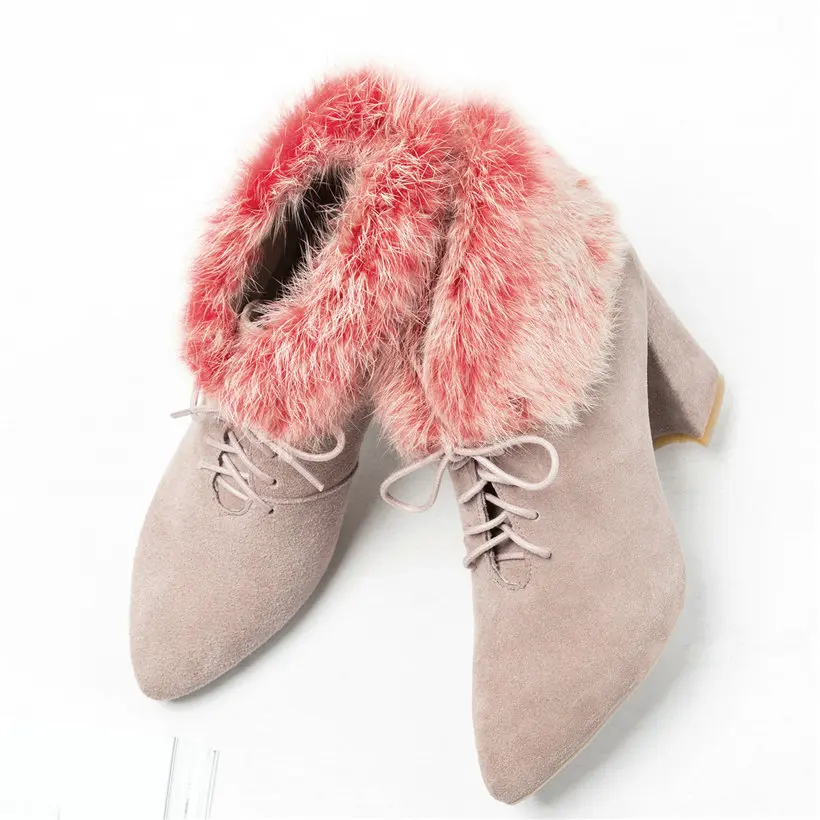 2020 Women Lace Up Genuine Leather Rabbit Fur Chunky High Heels Snow Boots Female High Top Winter Warm Ankle Boots Casual Shoes
2020 Women Lace Up Genuine Leather Rabbit Fur Chunky High Heels Snow Boots Female High Top Winter Warm Ankle Boots Casual Shoes