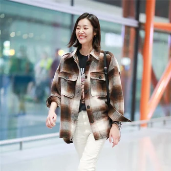 Loose Fit Spliced Mixed Color Plaid coat fashion brand Long Sleeve Women casual Thin Coat jacket Autumn Winter 2019 
Loose Fit Spliced Mixed Color Plaid coat fashion brand Long Sleeve Women casual Thin Coat jacket Autumn Winter 2019