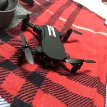 Zumbido Abejón UAV RC Drone Cuadricóptero con HD WiFi Cámara FPV Avione no tripulados Fotografía Aérea Helicóptero plegable Luz LED Quadrocopter Dron de alta calidad Caliente en Europa Global Toys Tomar fotografías