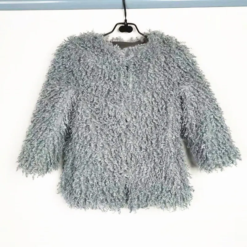 New Winter Faux Fur Coat Fleece Show Warm Snowsuit Mommy And Me Jacket Children's Outerwear
New Winter Faux Fur Coat Fleece Show Warm Snowsuit Mommy And Me Jacket Children's Outerwear