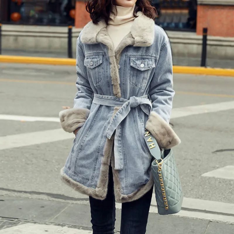The New Denim Women 2020 Plus Velvet Thick Mid-length Waist Waist Wild Lamb Wool Cotton Jacket Thick Velvet Jacket
The New Denim Women 2020 Plus Velvet Thick Mid-length Waist Waist Wild Lamb Wool Cotton Jacket Thick Velvet Jacket