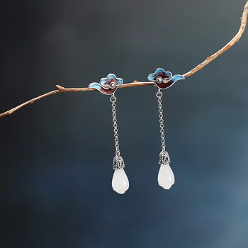 Fashion Chinese-Style S925 Silver Accessories Women's Hetian Jade Burning Blue Auspicious Cloud Ear Pendant
Fashion Chinese-Style S925 Silver Accessories Women's Hetian Jade Burning Blue Auspicious Cloud Ear Pendant