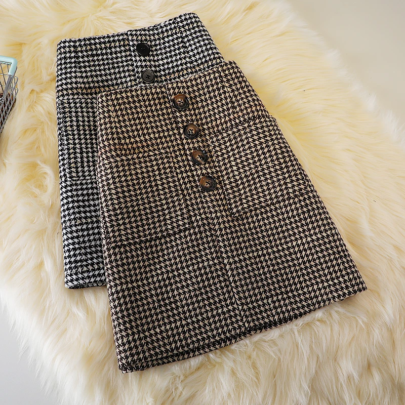 Houndstooth woolen skirt autumn and winter new high waist pocket A-line skirt anti-glare retro plus size small skirt
Houndstooth woolen skirt autumn and winter new high waist pocket A-line skirt anti-glare retro plus size small skirt