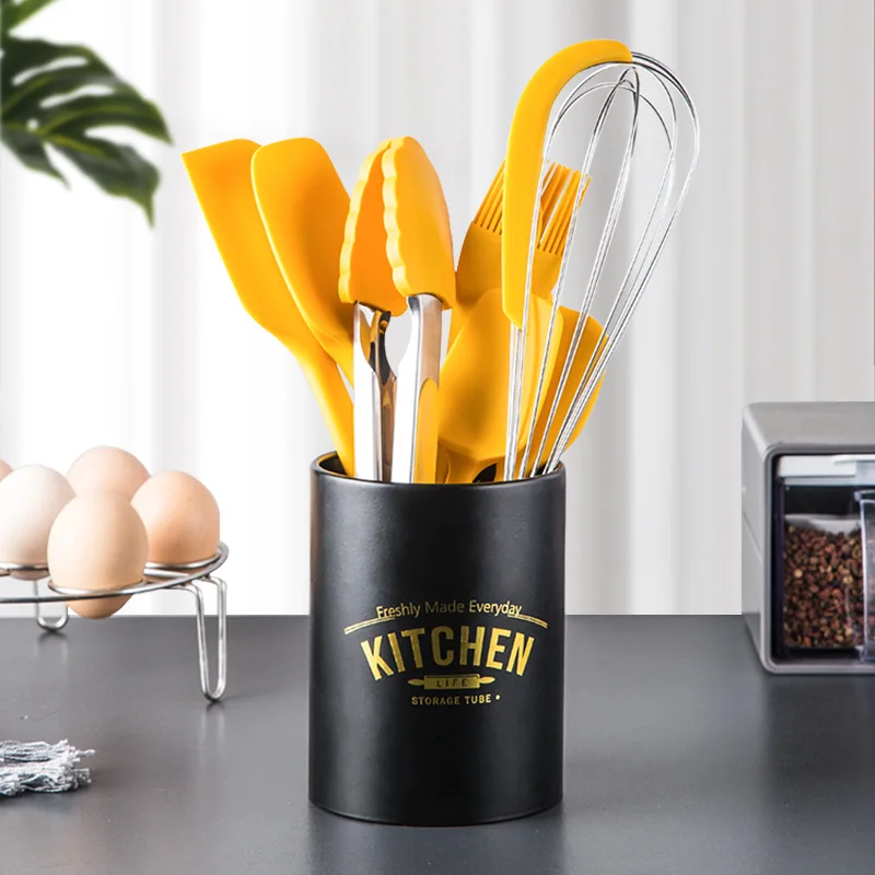 Silicone Baking Utensils Set Food Grade Non Stick Butter Scraper Brush Eggbeater Cake Baking Set With Storage Box Kitchen Tools
Silicone Baking Utensils Set Food Grade Non Stick Butter Scraper Brush Eggbeater Cake Baking Set With Storage Box Kitchen Tools