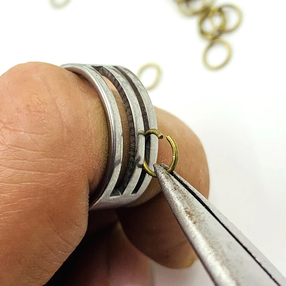 New Arrival Stainless Steel Jump Ring Opener Closing Tool Finger Ring DIY Jewelry Making Finding Tool Jewelry Accessories
New Arrival Stainless Steel Jump Ring Opener Closing Tool Finger Ring DIY Jewelry Making Finding Tool Jewelry Accessories