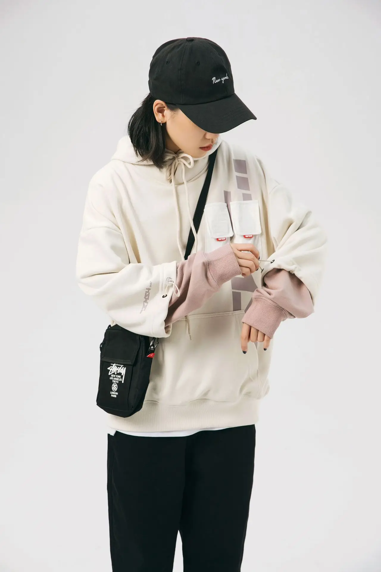 City Where the Product 2020 Spring New Style COUPLE'S Hooded Multi-pockets Hoodie Mock Two-Piece Popular Brand Men's Sweatshirts
City Where the Product 2020 Spring New Style COUPLE'S Hooded Multi-pockets Hoodie Mock Two-Piece Popular Brand Men's Sweatshirts