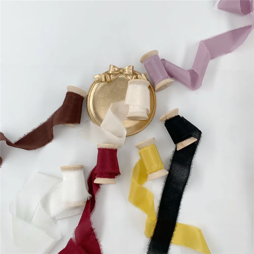 Ins Style 25mm 3Rolls One Set Handmade 100% Pure Silk Frayed Edged Ribbon Handcrafts Wedding Party Bridal Bouquet Invitations
Ins Style 25mm 3Rolls One Set Handmade 100% Pure Silk Frayed Edged Ribbon Handcrafts Wedding Party Bridal Bouquet Invitations