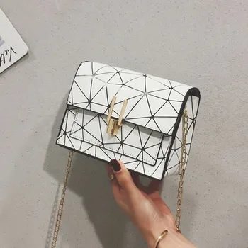 SHYAA Women Shoulder Bags Summer New Korean Version of The Messenger Bag Handbag Chain Wild Crack Printing Wild Crossbody Bag 
SHYAA Women Shoulder Bags Summer New Korean Version of The Messenger Bag Handbag Chain Wild Crack Printing Wild Crossbody Bag
