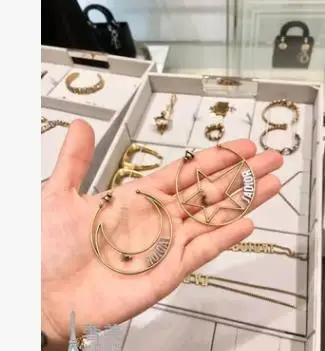D House Irregular Pentagram Earrings Moon Star Earrings Dijia JA Letters Star Moon Earrings Large Circle Ms. D House Irregular Pentagram Earrings Moon Star Earrings Dijia JA Letters Star Moon Earrings Large Circle Ms.