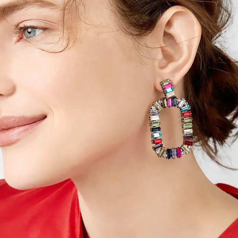 European Exaggerated Colorful Rhinestone Geometric Drop Earrings for Women Fashion Personality Temperament Female Earring Gift
European Exaggerated Colorful Rhinestone Geometric Drop Earrings for Women Fashion Personality Temperament Female Earring Gift