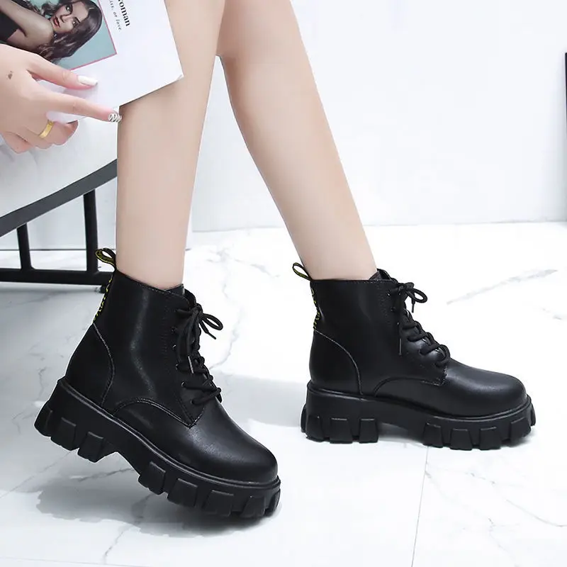 Martin boots women's ins tide autumn and winter thick bottom and velvet single boots British style short boots
Martin boots women's ins tide autumn and winter thick bottom and velvet single boots British style short boots