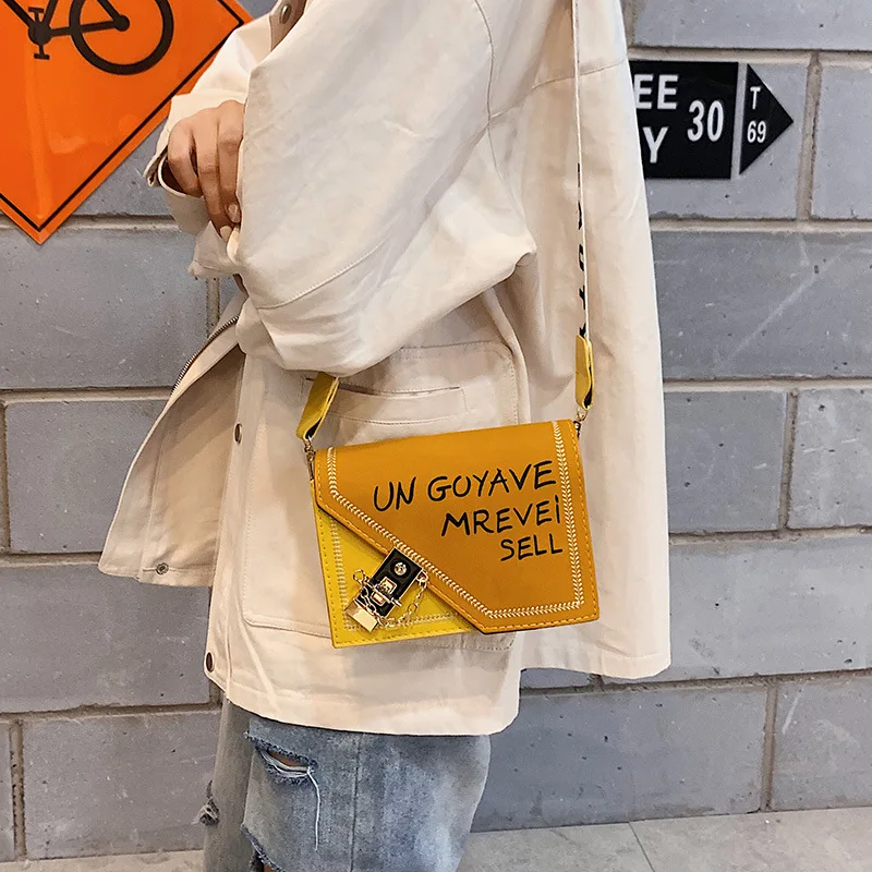 Small Bag Women's 2019 Autumn And Winter New Style Fashion Wide Strap Dull Polish Textured Shoulder Bag Western Style Textured S 
Small Bag Women's 2019 Autumn And Winter New Style Fashion Wide Strap Dull Polish Textured Shoulder Bag Western Style Textured S