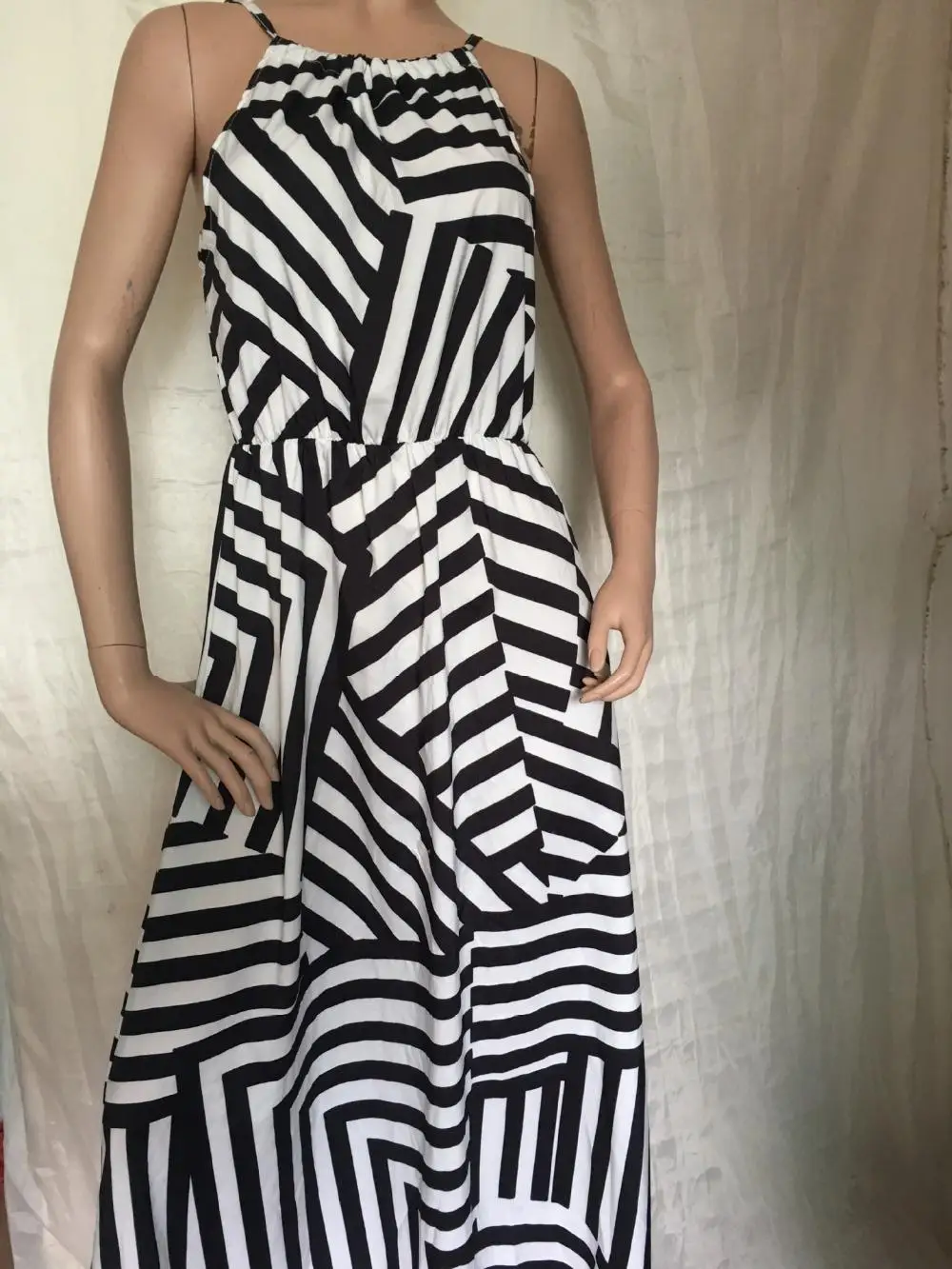 3594332075_1705535136