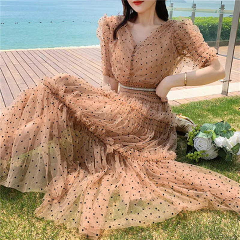2021 New Summer Fashion Women's Vintage Runway Dress Ladies Short Sleeve Dot V-Neck Slim Ruffle Mesh Long Dress
2021 New Summer Fashion Women's Vintage Runway Dress Ladies Short Sleeve Dot V-Neck Slim Ruffle Mesh Long Dress