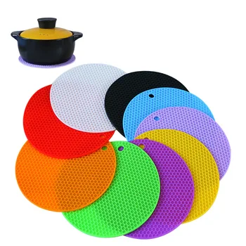 New Multi-function Coaster 18cm Round Heat-resistant Honeycomb Silicone Coaster Slip Anti-hot Pad Kitchen Tools Holder Mats
New Multi-function Coaster 18cm Round Heat-resistant Honeycomb Silicone Coaster Slip Anti-hot Pad Kitchen Tools Holder Mats