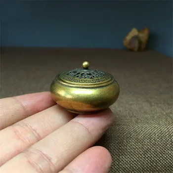 Antique Pure Copper Incense Burner Aromatherapy Furnace Indoor lotus Plate For Buddha Worship Incense Burner Decoration
Antique Pure Copper Incense Burner Aromatherapy Furnace Indoor lotus Plate For Buddha Worship Incense Burner Decoration