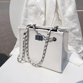 Crocodile pattern Square Crossbody bag 2020 New High-quality PU Leather Women's Designer Handbag Chain Shoulder Messenger Bag
Crocodile pattern Square Crossbody bag 2020 New High-quality PU Leather Women's Designer Handbag Chain Shoulder Messenger Bag