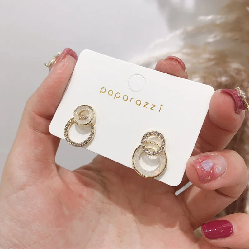 2019 New Arrival Alloy Classic Double Round Inserted Drill Dangle Earrings Simple Circle Geometric Earrings For Woman Jewelry
2019 New Arrival Alloy Classic Double Round Inserted Drill Dangle Earrings Simple Circle Geometric Earrings For Woman Jewelry