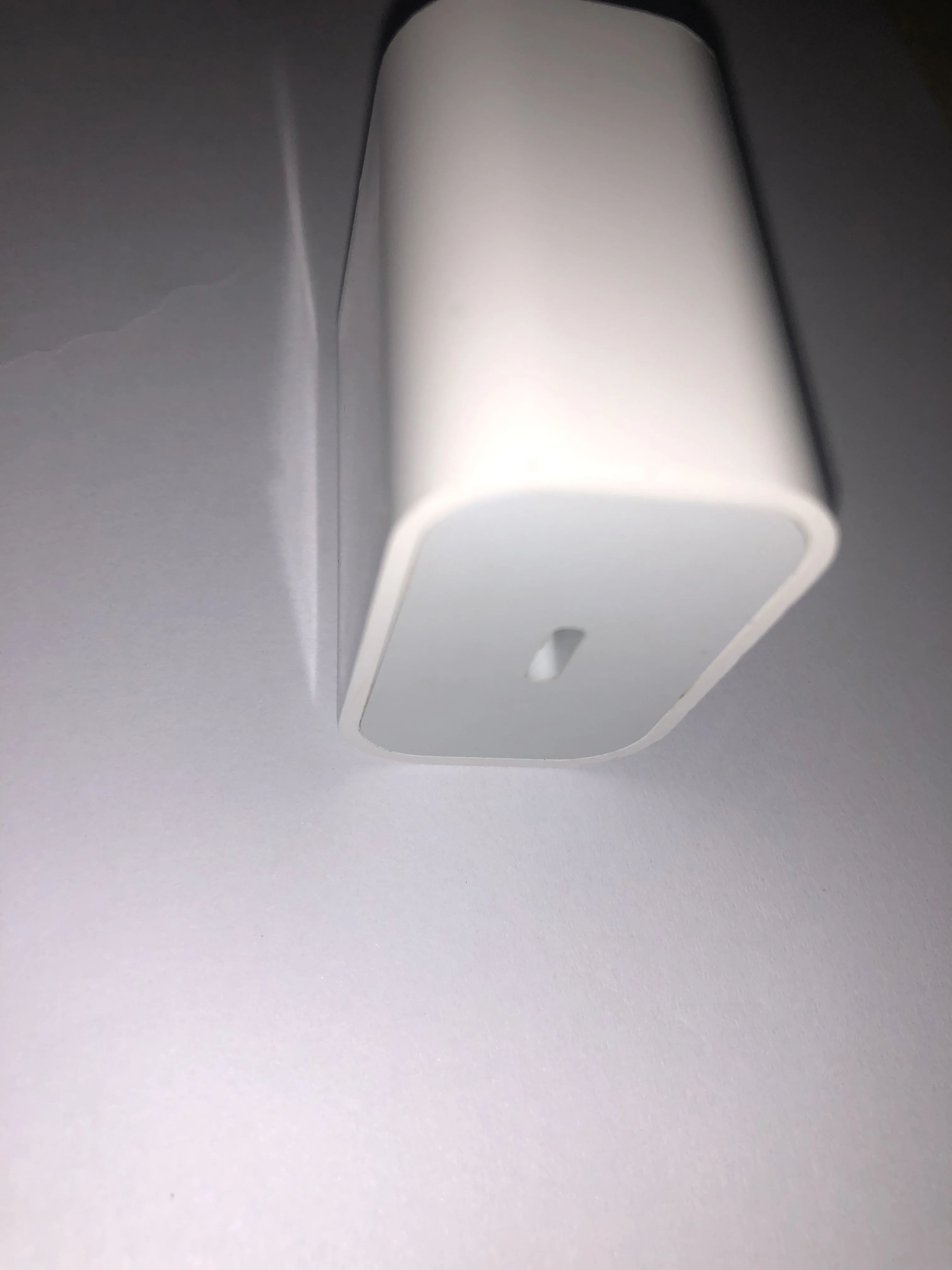 10pcs original AAAA+18W fast charging is suitable for iPhonex xr 11pro free shipping free packaging by DHL
10pcs original AAAA+18W fast charging is suitable for iPhonex xr 11pro free shipping free packaging by DHL